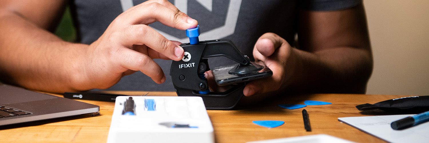 Anti-Clamp: Suction Cup Pliers | Phone and Tablet Screen Opener